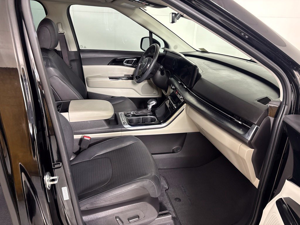 Used 2024 Kia Carnival SX Prestige FWD image 14