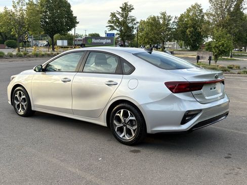 Used 2021 Kia Forte LXS FWD image 15