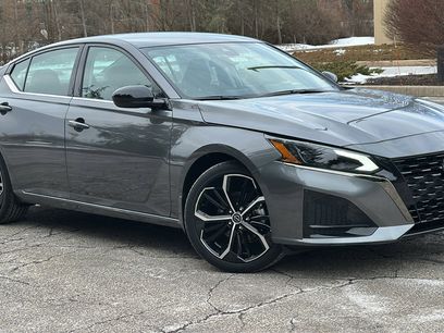 New 2025 Nissan Altima 2.5 SR