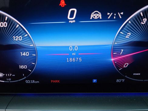 Used 2025 Mercedes-Benz GLE 350 4MATIC w/ AMG Line Exterior image 34