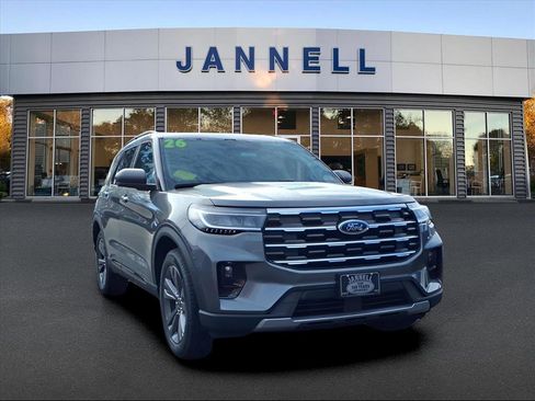 New 2026 Ford Explorer Active w/ Active Comfort Package AWD/4WD image 2