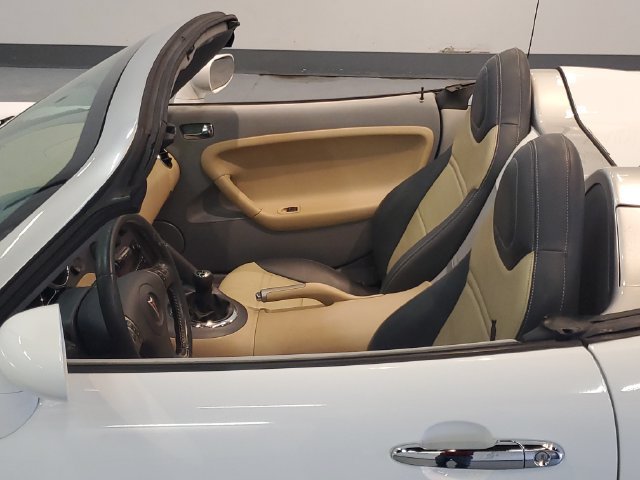 Used 2006 Pontiac Solstice Convertible w/ Premium Package RWD image 21