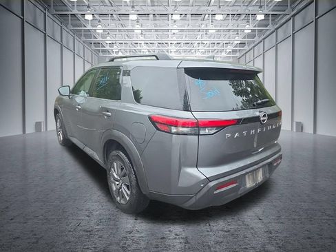 Certified 2025 Nissan Pathfinder SV AWD/4WD image 6