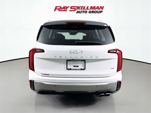 Used 2023 Kia Telluride S image 6