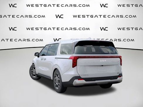 New 2026 Kia Carnival EX FWD image 5