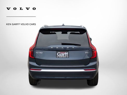 New 2026 Volvo XC90 B6 Plus w/ Protection Package Premier image 4