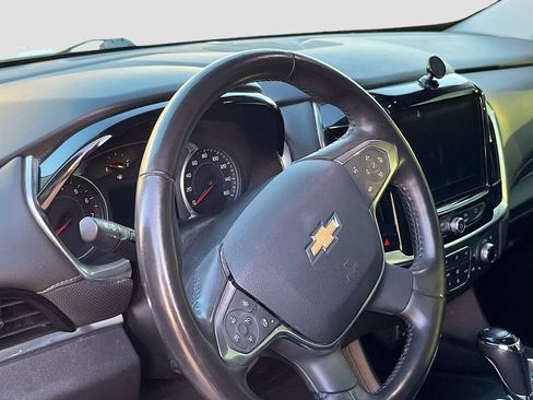 Used 2020 Chevrolet Traverse Premier w/ Redline Edition FWD image 9