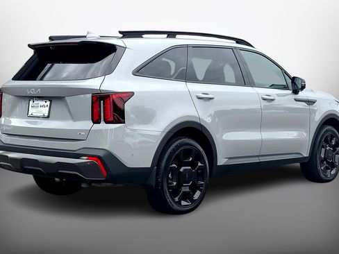 Used 2024 Kia Sorento SX Prestige w/ Olive Brown Leather Package image 14