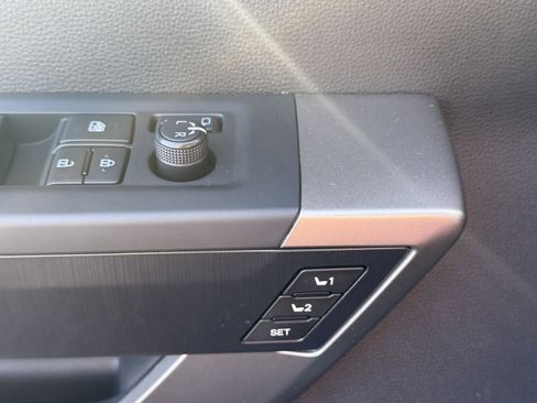 New 2026 Toyota Tundra Platinum AWD/4WD image 16