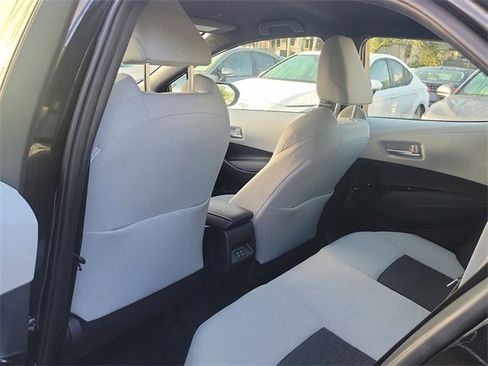 Used 2024 Toyota Corolla SE image 7
