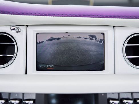 Used 2008 Rolls-Royce Phantom Drophead Coupe image 93