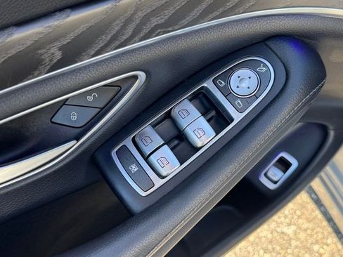 Used 2019 Mercedes-Benz S 450 Sedan image 14