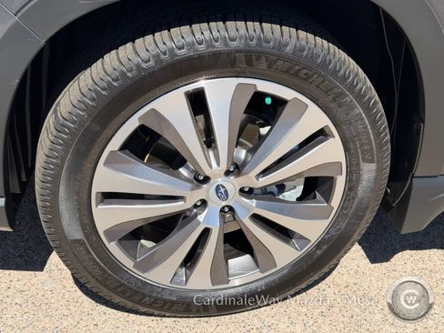 Used 2022 Subaru Ascent Limited w/ Technology Package AWD/4WD image 10