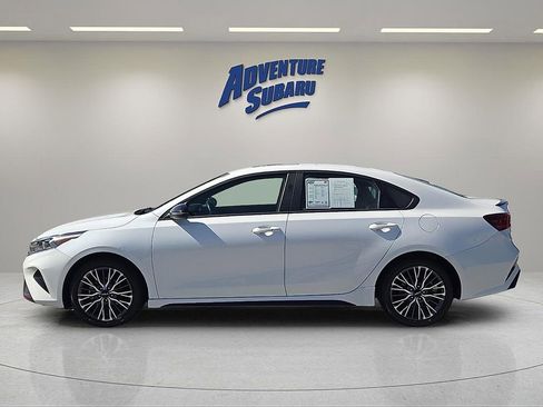 Used 2024 Kia Forte GT-Line w/ GT-Line Premium Package FWD image 4