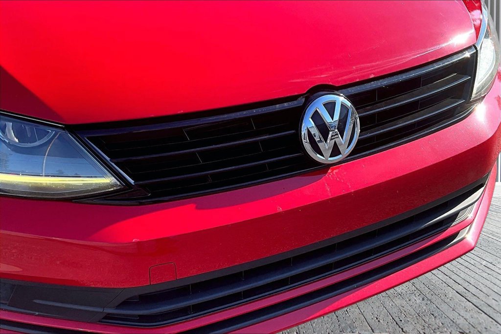 Used 2018 Volkswagen Jetta Sport FWD image 28
