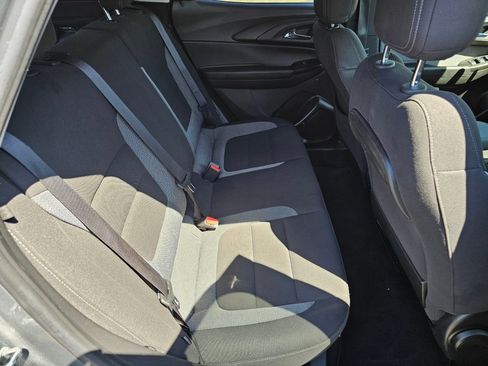 Used 2023 Chevrolet TrailBlazer LT image 24