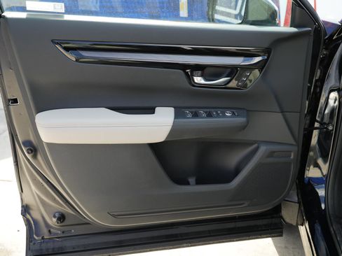 New 2026 Honda CR-V EX-L image 13