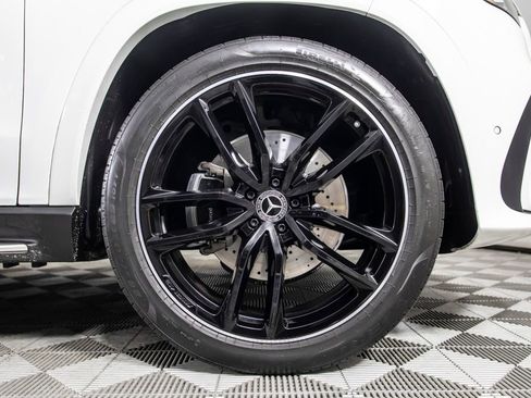 Used 2024 Mercedes-Benz GLS 580 GLS 580 image 46