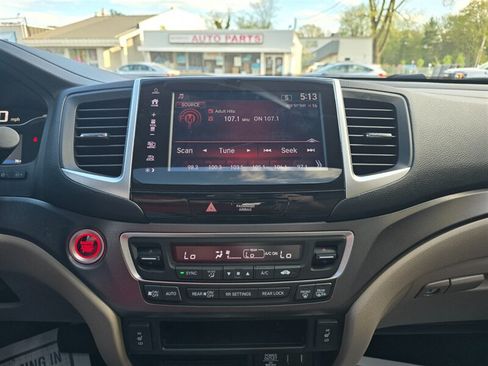 Used 2017 Honda Pilot EX-L image 7