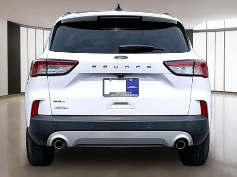 Used 2021 Ford Escape SEL w/ Technology Package FWD image 5