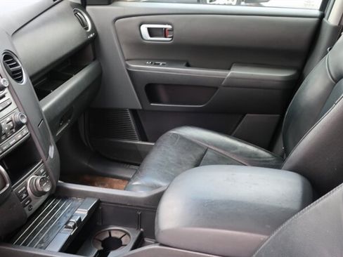 Used 2013 Honda Pilot Touring image 14