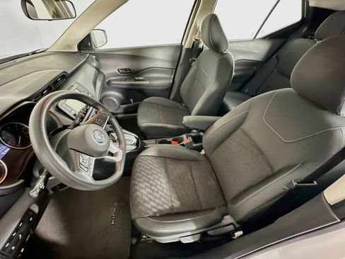 Used 2021 Nissan Kicks S FWD image 13