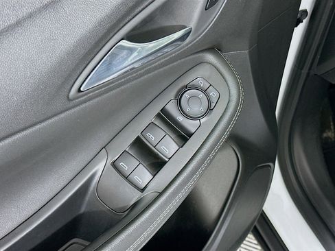 Used 2025 Buick Encore GX Preferred FWD image 15