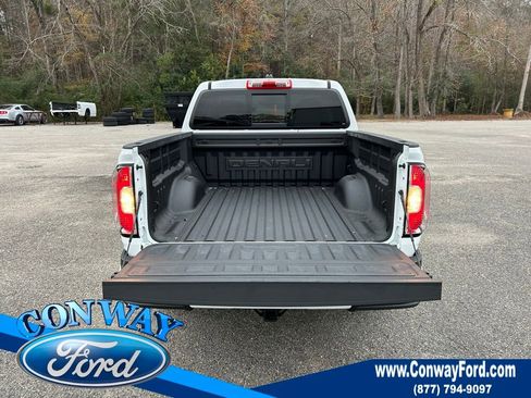 Used 2022 GMC Canyon Denali image 8