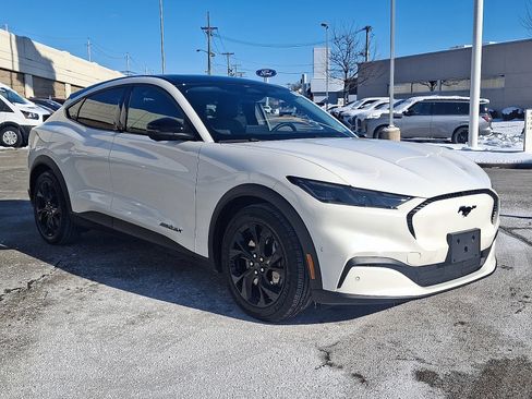 Used 2024 Ford Mustang Mach-E Select w/ Comfort Package Lite image 3