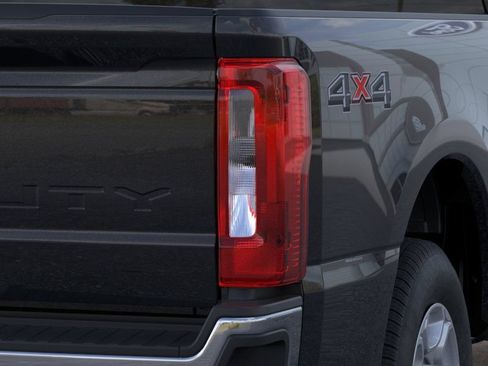 New 2026 Ford F250 XLT w/ Snow Plow Prep Package AWD/4WD image 22