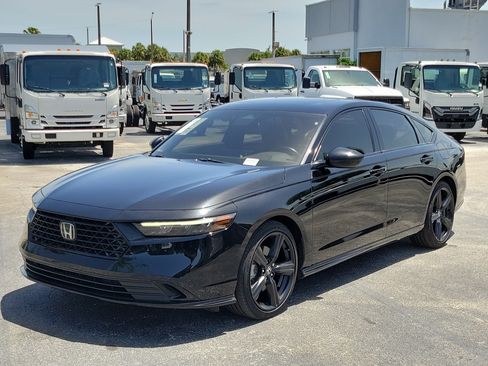 Used 2023 Honda Accord Sport image 7