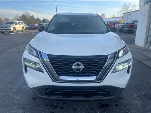 Used 2023 Nissan Rogue S image 8