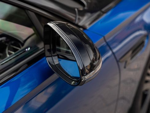 Used 2026 Bentley Flying Spur Azure image 14