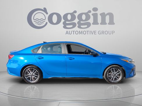 Used 2022 Kia Forte GT-Line w/ GT-Line Premium Package FWD image 6