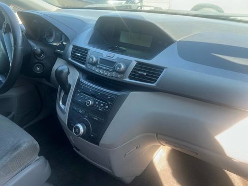 Used 2012 Honda Odyssey LX image 15
