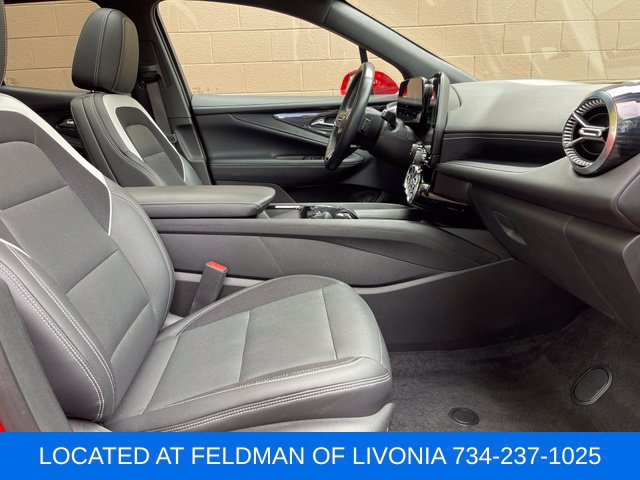 Certified 2024 Chevrolet Blazer EV LT AWD/4WD image 29