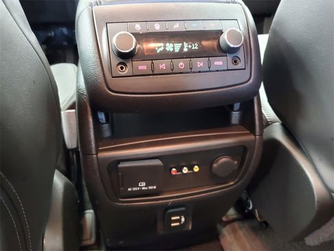 Used 2017 GMC Acadia Limited SLT image 29