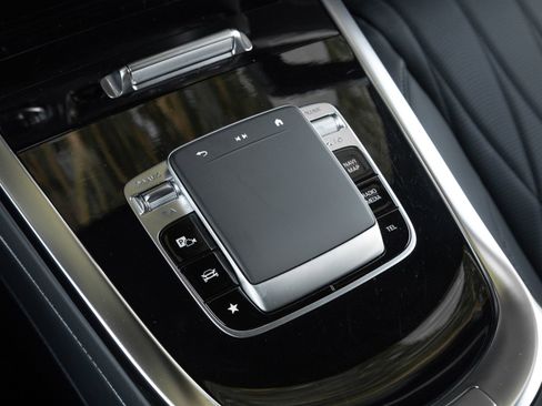Used 2025 Mercedes-Benz G 63 AMG 4MATIC image 26