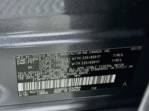 Used 2025 Toyota RAV4 XLE FWD image 12
