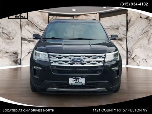 Used 2019 Ford Explorer XLT w/ Equipment Group 201A AWD/4WD image 2