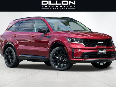 Used 2022 Kia Sorento SX AWD/4WD image 2