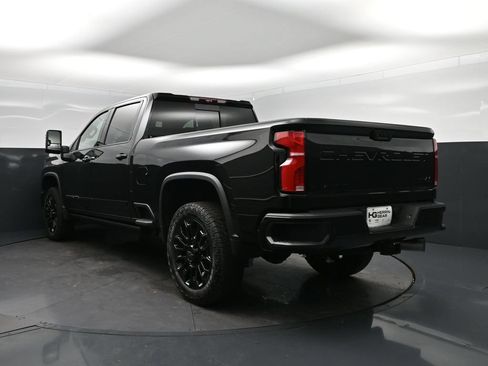 New 2026 Chevrolet Silverado 2500 High Country w/ High Country Premium Package AWD/4WD image 5