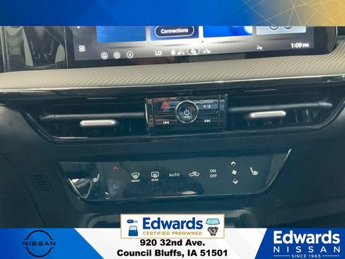 Used 2026 Nissan Kicks SR w/ SR Premium Package AWD/4WD image 23