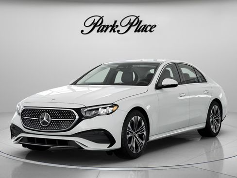 Used 2026 Mercedes-Benz E 350 4MATIC Sedan image 39