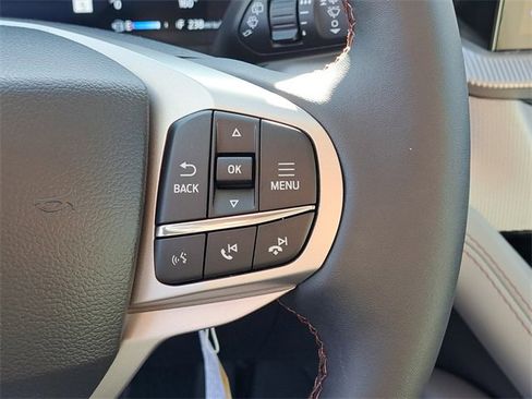 New 2026 Ford Explorer Active image 13