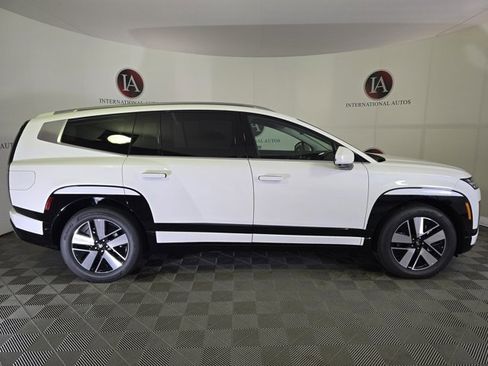 New 2026 Hyundai Ioniq 9 SEL image 4