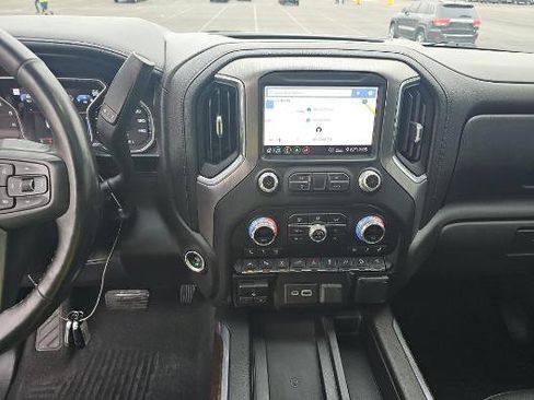 Used 2020 GMC Sierra 1500 Denali w/ Denali Ultimate Package image 11
