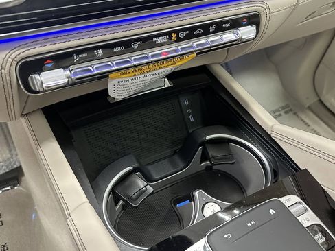 New 2026 Mercedes-Benz Maybach GLS 600 4MATIC image 40