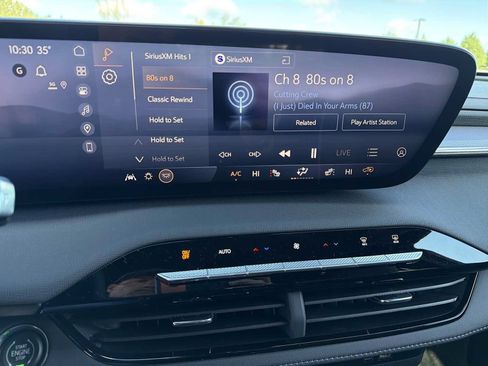 New 2026 Buick Enclave Sport Touring w/ Power Package FWD image 7