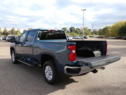 Used 2025 Chevrolet Silverado 3500 LT w/ Safety Package image 10